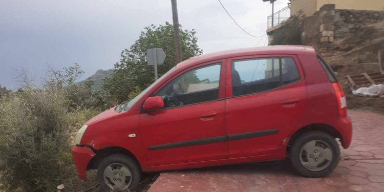 Κρήτη:-Θυελλώδεις-άνεμοι-σαρώνουν-το-νησί-–-Παρασύρθηκε-αυτοκίνητο,-έπεσαν-δέντρα