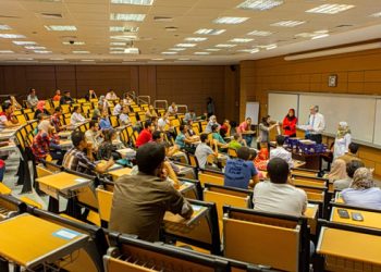 Η-μεγάλη-των-ταλέντων-φυγή:-Πώς-τα-πανεπιστήμια-χάνουν-τη-μάχη-της-καινοτομίας