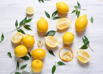Η-σωστή-χρήση-του-λεμονιού-για-τέλεια-μαγειρίτσα-κάθε-φορά