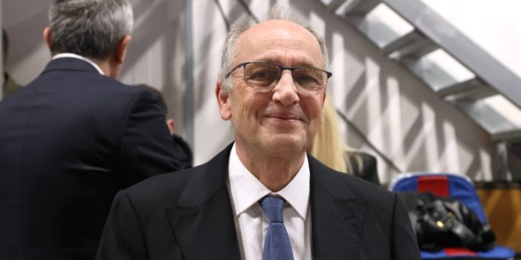 Παναθηναϊκός:-«ΠΑΡΑΝΟΜΟΣ-και-ΕΚΠΤΩΤΟΣ-ο-Βαγγέλης-Λιόλιος»