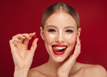 Οι-6-καλύτερες-βιταμίνες-για-υγιή,-πιο-λαμπερή-επιδερμίδα