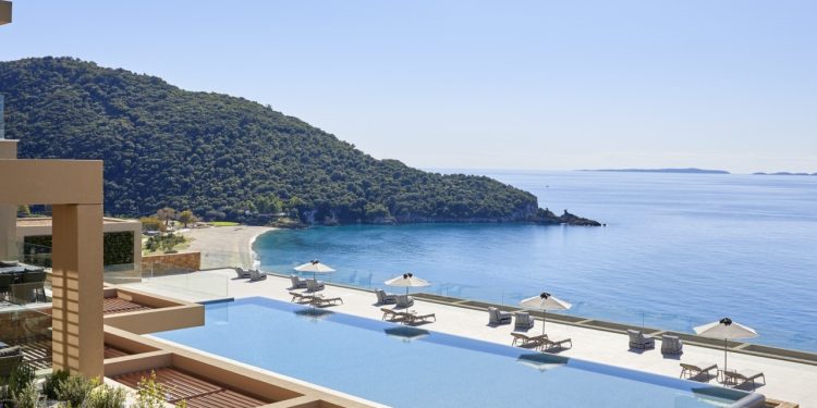 mar-bella-collection:-4-ξενοδοχεία,-νέες-εμπειρίες-με-φόντο-το-Ιόνιο