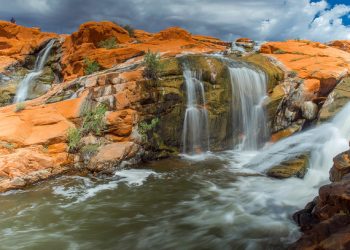 Ο-καταρράκτης-που-έχει-εμφανιστεί-μόλις-τέσσερις-φορές-τα-τελευταία-15-χρόνια-–-Πώς-μπορείτε-να-τον-δείτε