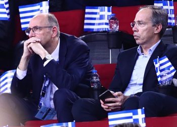 Σε-δύο-μέτωπα-οι-εξελίξεις-στην-καταγγελία-της-ΚΑΕ-Αμαρουσίου-κατά-Λιόλιου:-Αθλητικός-Εισαγγελέας-και-ΕΕΑ-για-σκιές-σε-ασυμβίβαστα,-διοίκηση-ομάδων-και-διαιτησίες-–-Τι-απαντά-ο-πρόεδρος-της-ΕΟΚ