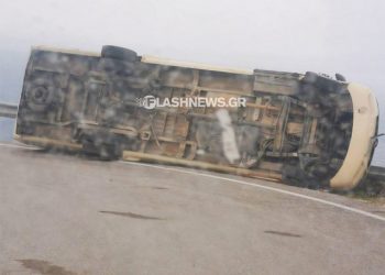 Λεωφορείο-του-ΚΤΕΛ-ντελαπάρισε-στην-Κρήτη-από-τους-θυελλώδεις-ανέμους