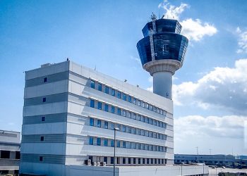 Η-«Ώρα-της-Γης»-στον-Διεθνή-Αερολιμένα-Αθηνών