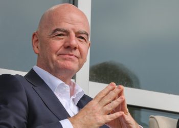 Ο-Ινφαντίνο-δικαιολογεί-ξανά-τις-υψηλές-τιμές-των-εισιτηρίων