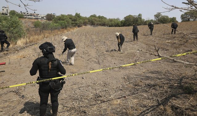 Ανατριχιαστική-ανακάλυψη-στο-Μεξικό:-Βρέθηκαν-πάνω-από-1.000-θραύσματα-οστών-σε-μια-λίμνη