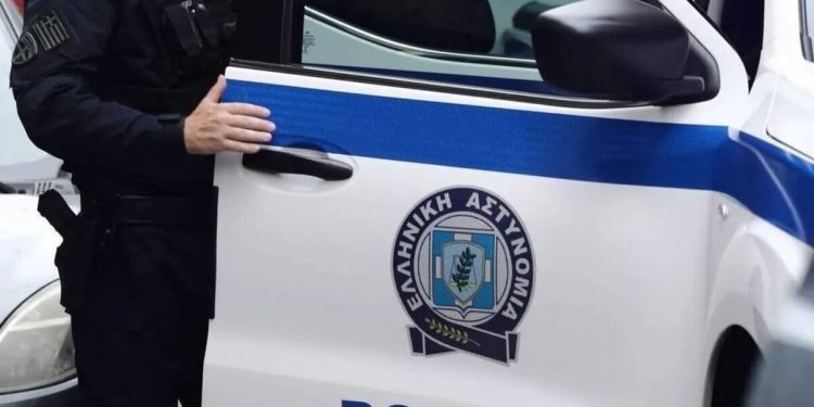 Πήλιο:-35χρονος-λήστεψε-και-απείλησε-τους-γονείς-του-–-«Μου-έκαναν-μάγια-και-βουντού,-είναι-μασόνοι»