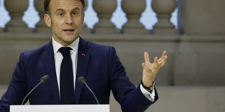 Μακρόν:-Να-ανοίξουν-άμεσα-και-άνευ-όρων-τα-Στενά-του-Ορμούζ