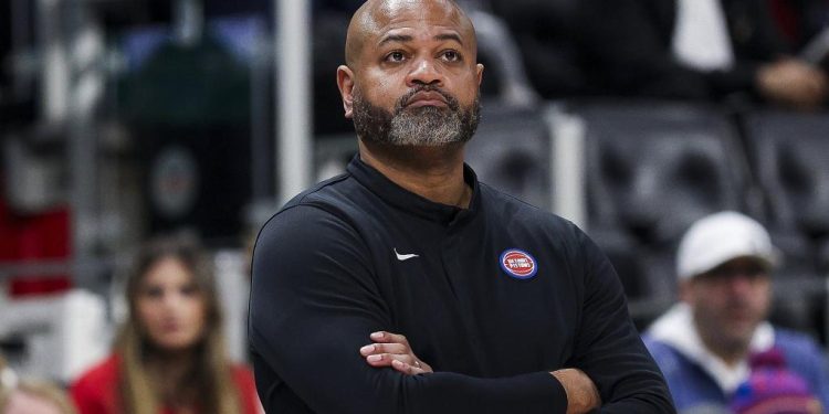 ΝΒΑ:-Προπονητής-της-χρονιάς-ο-Μπίκερσταφ