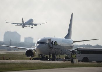 Ξεκινούν-ξανά-οι-πτήσεις-ανάμεσα-σε-Αϊτή-και-Δομινικανή-Δημοκρατία