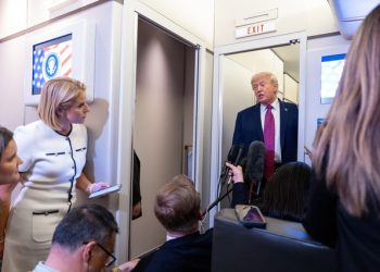 Τραμπ:-Τέλος-η-εκεχειρία-με-το-Ιράν-αν-δεν-υπάρξει-συμφωνία-μέχρι-Τετάρτη-–-«Ίσως-αρχίσουμε-ξανά-να-ρίχνουμε-βόμβες»