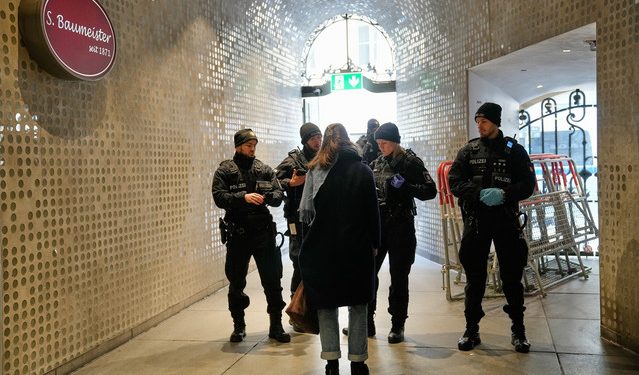 Ένας-νεκρός-και-αρκετοί-τραυματίες,-ο-απολογισμός-έκρηξης-σε-υπόγεια-διάβαση-στην-πόλη-Φέλκλιγνκεν-της-Γερμανίας