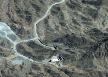 Το-μυστικό-του-pickaxe-mountain:-Ποιο-είναι-το-πυρηνικό-φρούριο-του-Ιράν-που-δεν-μπορεί-να-φτάσει-καμία-βόμβα-και-ίσως-κρύβει-αποθέματα-ουρανίου