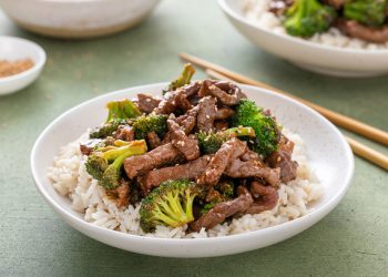 Μοσχάρι-stir-fry-με-σόγια-και-λαχανικά