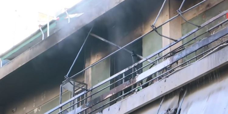 Πυρκαγιά-σε-διαμέρισμα-στο-κέντρο-της-Αθήνας:-Οικογενειακή-τραγωδία-–-Αδέρφια-οι-δύο-νεκροί