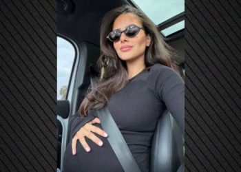 Η-Αλεξάνδρα-Νίκα-φωτογραφίζεται-στον-έβδομο-μήνα-της-εγκυμοσύνης-της