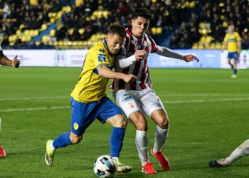 Οι-αθλητικές-μεταδόσεις-(18/4):-Πού-θα-δείτε-τα-ματς-της-super-league,-τον-τελικό-του-copa-del-rey-και-premier-league