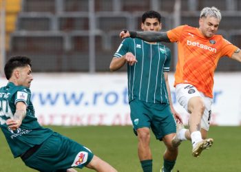 super-league:-Μάχη-5ης-θέσης-στην-Κρήτη-ανάμεσα-σε-ΟΦΗ-και-Λεβαδειακό