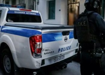 Λάρισα:-Σύλληψη-23χρονου-για-ναρκωτικά-και-κλοπή-αυτοκινήτου