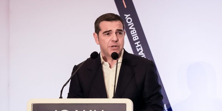 Αλέξης-Τσίπρας:-«Ώρα-ευθύνης»-–-Αιχμηρό-άρθρο-που-προαναγγέλλει-εξελίξεις-για-το-νέο-κόμμα