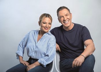 Ζαμπέτογλου-–-Αναγνωστόπουλος:-Τα-δύο-σενάρια-της-ΕΡΤ-για-την-επόμενη-μέρα-του-«Στούντιο-4»