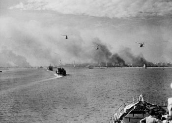 Σουέζ-όπως-Ορμούζ:-Όταν-η-οικονομία-νίκησε-τα-όπλα-–-Το-μάθημα-γεωπολιτικής-Ιστορίας-του-1956-που-οι-ΗΠΑ-φαίνεται-να-αγνοούν