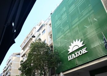 ΠΑΣΟΚ-για-Μακάριο-Λαζαρίδη:-«Πόσο-ακόμα-ο-Μητσοτάκης-θα-διατηρεί-το-προσωπικό-του-ρουσφέτι»