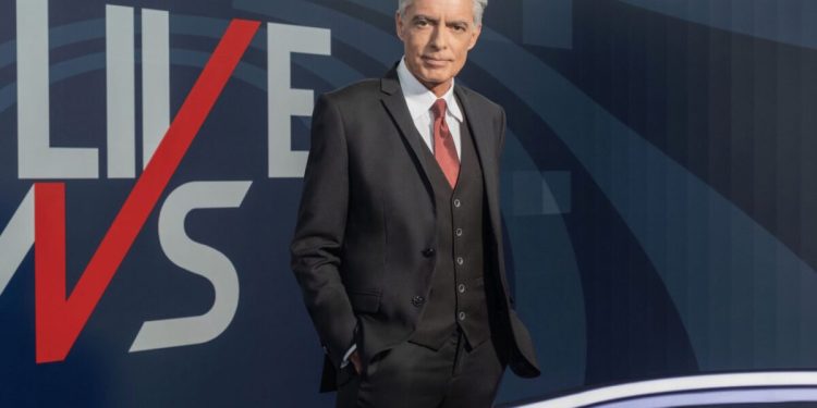 Στην-κορυφή-της-τηλεθέασης-ο-Νίκος-Ευαγγελάτος-με-το-«live-news»