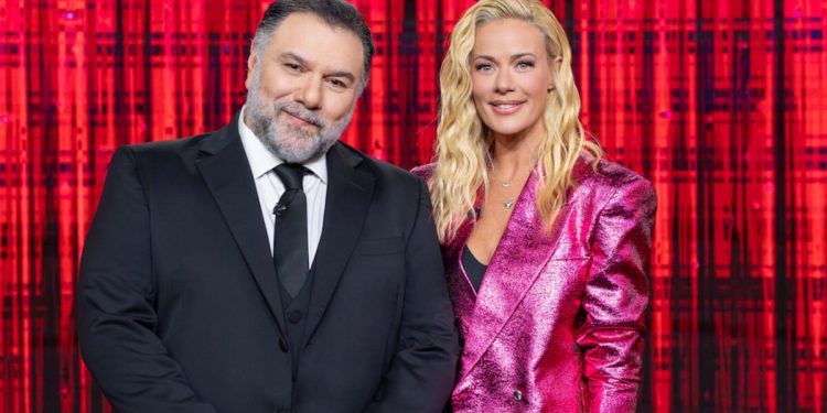 Ο-Γρηγόρης-Αρναούτογλου-καλεσμένος-απόψε-στο-«moments»-με-τη-Ζέτα-Μακρυπούλια