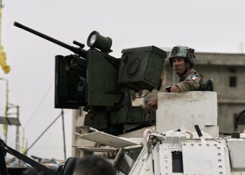 Νεκρός-Γάλλος-κυανόκρανος-από-πυρά-στον-νότιο-Λίβανο-–-Τη-Χεζμπολάχ-κατηγόρησε-ο-Μακρόν,-καταδίκασε-την-επίθεση-η-οργάνωση