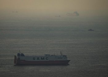 ukmto:-Ιρανικά-πολεμικά-σκάφη-άνοιξαν-πυρ-εναντίον-δεξαμενόπλοιου-στα-Στενά-του-Ορμούζ