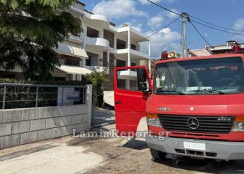 Πυρκαγιά-σε-σπίτι-στη-Λαμία-–-Η-άμεση-κινητοποίηση-των-πυροσβεστών-έσωσε-το-διαμέρισμα-από-την-καταστροφή