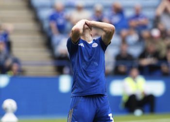 Η-Λέστερ-βρίσκεται-κοντά-στον-υποβιβασμό-της-στη-league-one-δέκα-χρόνια-μετά-τον-τίτλο-της-premier-league