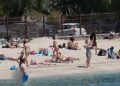 Καιρός:-Οι-πρώτες-βουτιές-για-τους-Αθηναίους,-σκηνικό-«Ιουλίου»,-πού-«άγγιξε»-τριαντάρι-η-θερμοκρασία
