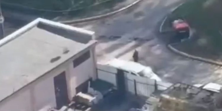 Ένοπλος-άνοιξε-πυρ-στο-Κίεβο:-Τουλάχιστον-πέντε-νεκροί-–-Σκοτώθηκε-σε-επιχείρηση-της-αστυνομίας-ο-δράστης