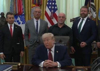 Τραμπ:-«Παίζουν-παιχνίδια-εδώ-και-47-χρόνια»-–-Σκληρές-Αιχμές-κατά-του-Ιράν-και-μήνυμα-για-τα-Στενά-του-Ορμούζ