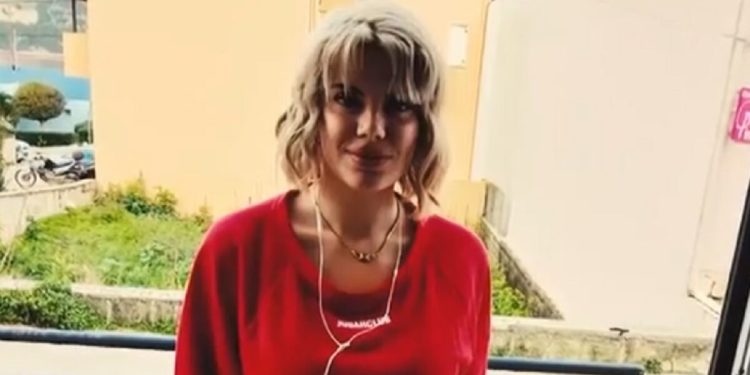 Κεφαλονιά:-«Παγίδευσαν-το-παιδί-μου»,-ξεσπά-ο-πατέρας-της-19χρονης-Μυρτούς-–-Οι-προσωπικές-κόντρες-των-γιατρών-και-η-ΕΔΕ