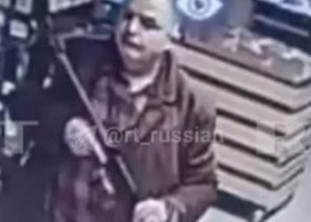 Πυροβολισμοί-στο-Κίεβο:-Ένοπλος-άνοιξε-πυρ-–-Πέντε-νεκροί-και-10-τραυματίες,-εξοντώθηκε-ο-δράστης