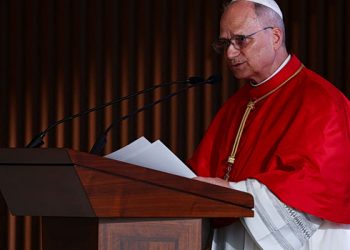 «Δεν-με-ενδιαφέρει-να-μπω-σε-αντιπαράθεση-με-τον-Ντόναλντ-Τραμπ»,-λέει-ο-πάπας-Λέων