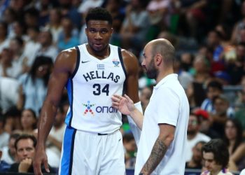 Αντετοκούνμπο-για-Σπανούλη:-«Σου-λέει-πάντα-την-αλήθεια»