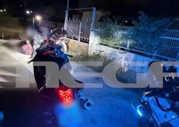 Αρτέμιδα:-Άγρια-καταδίωξη-μοτοσικλετιστή-που-έτρεχε-με-τέρμα-γκάζι-στα-στενά