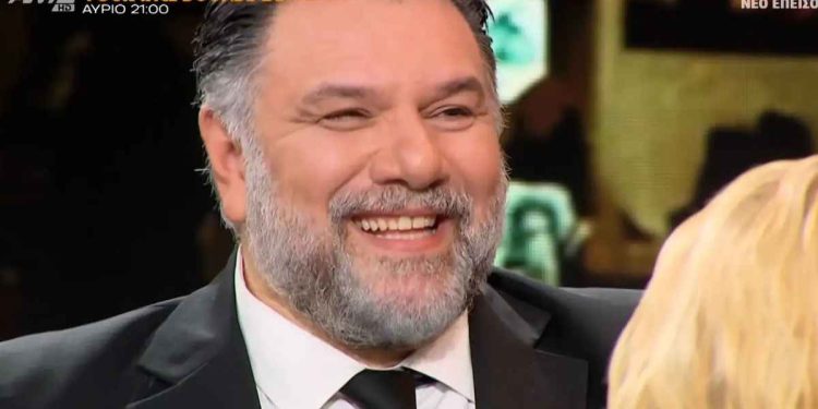 Γρηγόρης-Αρναούτογλου:-Η-συγκινητική-έκπληξη-από-τον-γιο-του