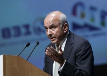 espresso-doppio-–-o-μέγας-χορηγός-και-οι-ινδοκαναδικές-λοβιτούρες-από-περίεργους-τύπους…