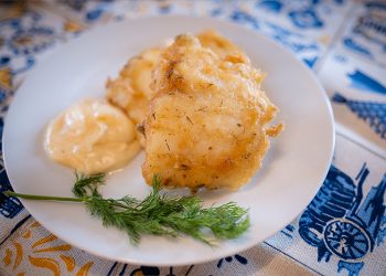 Μπακαλιάρος-σε-τσαχπίνικο-τραγανό-κουρκούτι