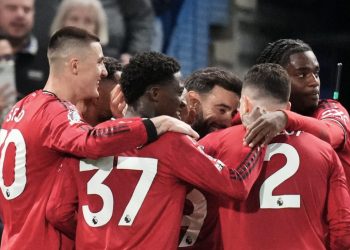 “Αστεράτο”-πέρασμα-της-Μάντσεστερ-Γιουνάιτεντ-από-το-Λονδίνο