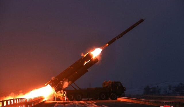 Νέα-εκτόξευση-βαλλιστικού-πυραύλου-από-τη-Βόρεια-Κορέα