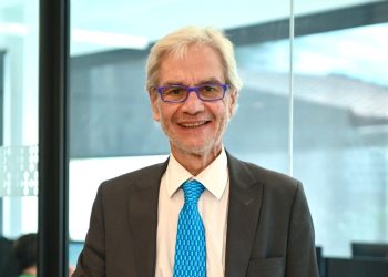 Νίκος-Βλαχάκος:-Υπάρχουν-«σκοτεινά-σημεία»-στην-πτώση-του-ελικοπτέρου-στα-Ίμια