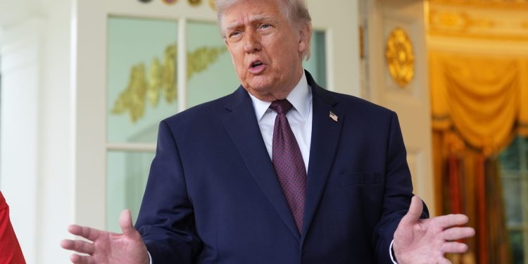 Τραμπ:-Το-Ισραήλ-αγωνίζεται-σκληρά-και-ξέρει-πώς-να-νικήσει